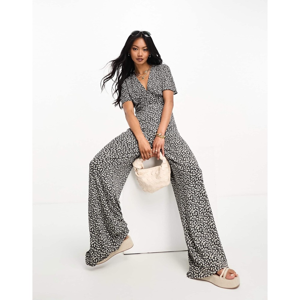 MNG‎ Mango Floral Print Black and White Jumpsuit Size Small 129483974